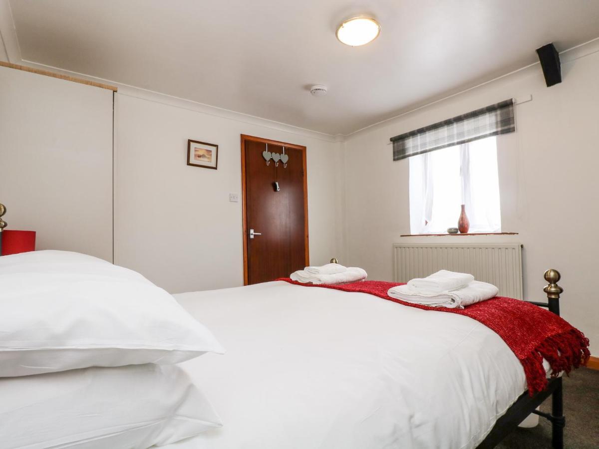 Coach House Cottage バッド エクステリア 写真