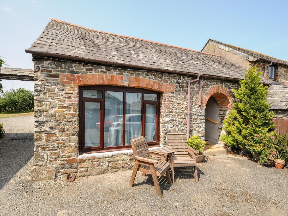 Coach House Cottage バッド エクステリア 写真